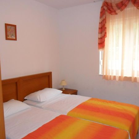 Apartments Villa Bayview 特罗吉尔 外观 照片